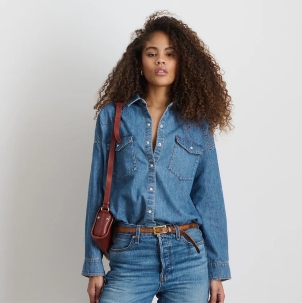 Alex Mill Denim Button-Front Western Shirt in Medium Blue - Picture 2 of 7